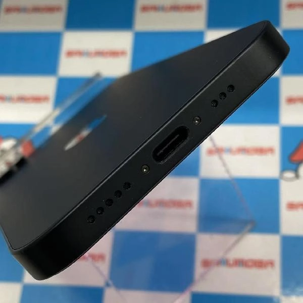 iPhone 16e SIMフリー 256GB MD1T4J/A A3409 美品 ブラック