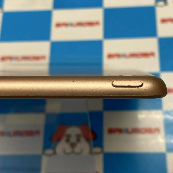 iPad 第8世代 Wi-Fiモデル 32GB MYLC2J/A A2270