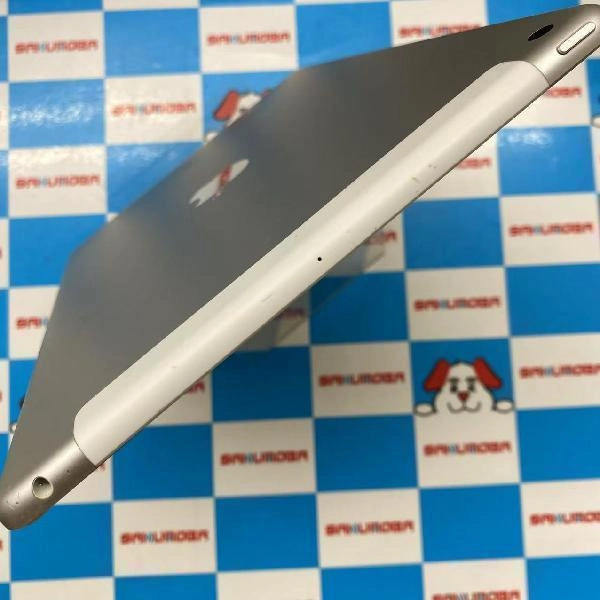 iPad 第9世代 docomo版SIMフリー 256GB MK4H3J/A A2604