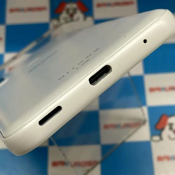 arrows We F-51B docomo 64GB