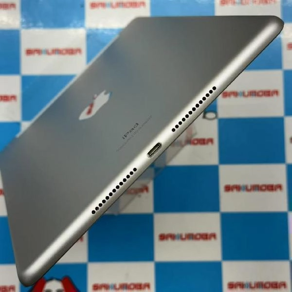 iPad 第8世代 docomo版SIMフリー 32GB MYMJ2J/A A2429 極美品