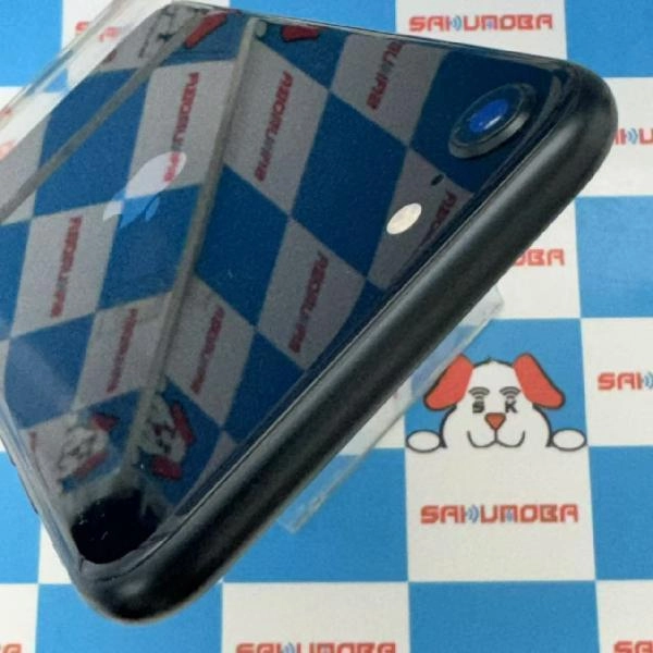 iPhoneSE 第3世代 au版SIMフリー 64GB MMYC3J/A A2782 極美品