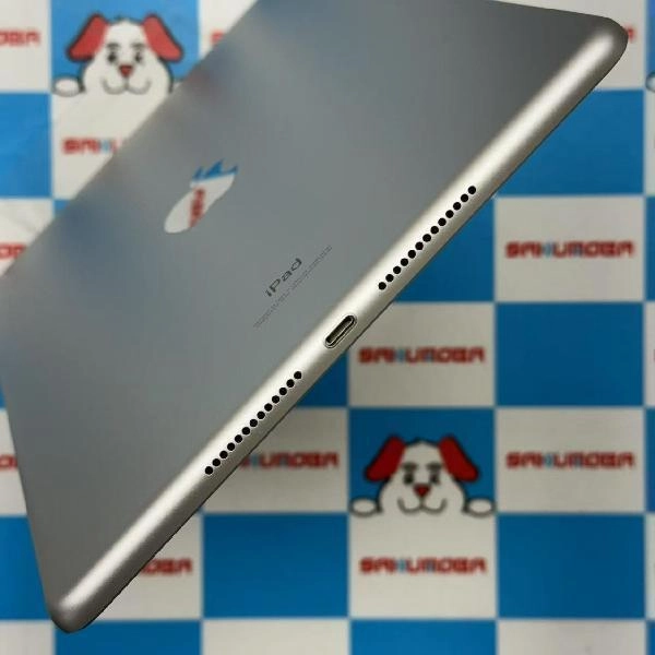 iPad 第7世代 Wi-Fiモデル 32GB MW752J/A A2197