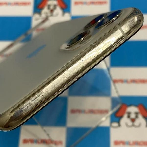 iPhone11 au版SIMフリー 256GB NWM72J/A A2221 ブラック