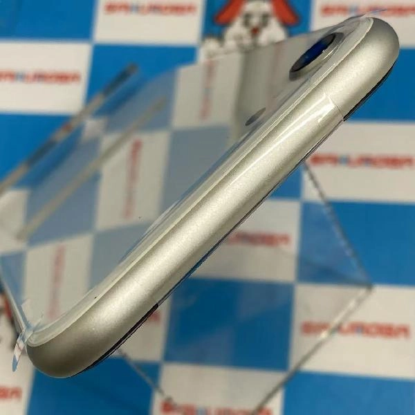 iPhoneSE 第2世代 au版SIMフリー 64GB MHGQ3J/A A2296 新品同様 ホワイト