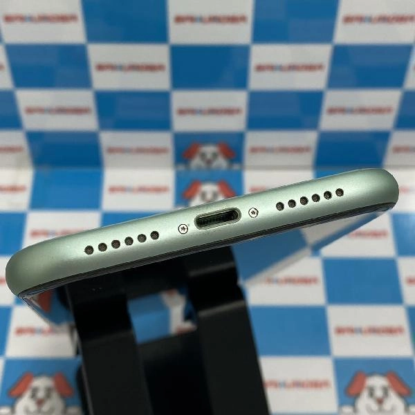 iPhone11 docomo版SIMフリー 64GB MWLY2J/A A2221 グリーン