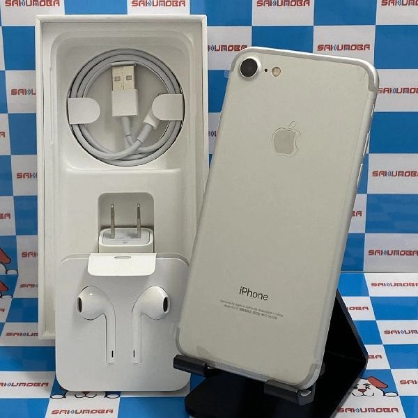 iPhone7 Apple版SIMフリー 32GB MNCF2J/A A1779 開封未使用品 シルバー