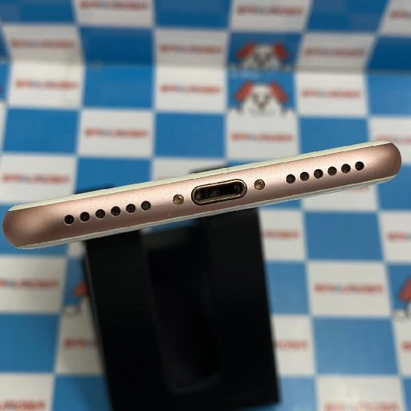 iPhone7 docomo版SIMフリー 128GB MNCN2J/A A1779 ローズゴールド