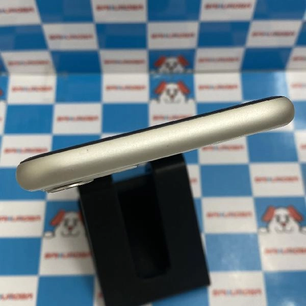 iPhone11 SoftBank版SIMフリー 128GB MWM22J/A A2221 ホワイト