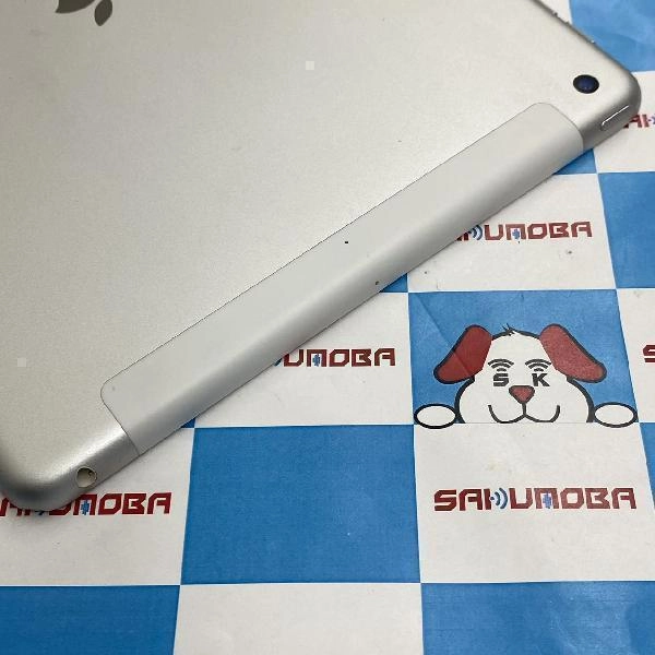 iPad 第7世代 docomo版SIMフリー 32GB MW6C2J/A A2198