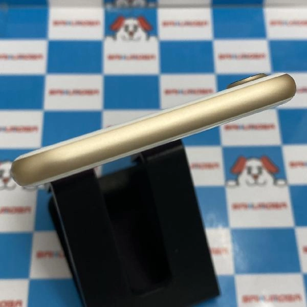 iPhone7 SoftBank版SIMフリー 32GB MNCG2J/A A1779 ゴールド