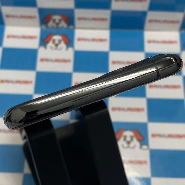 iPhone11 Pro au版SIMフリー 64GB MWC22J/A A2215