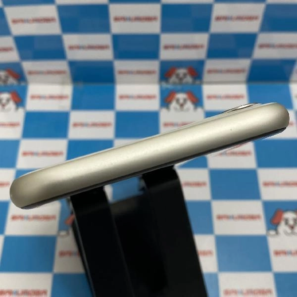 iPhone11 Apple版SIMフリー 64GB MHDJ3J/A A2221 ホワイト