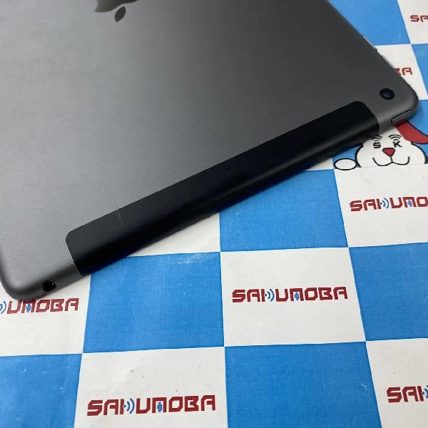 iPad 第7世代 docomo版SIMフリー 32GB MW6A2J/A A2198