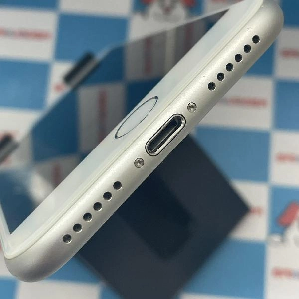 iPhone8 au版SIMフリー 64GB MQ792J/A A1906 シルバー