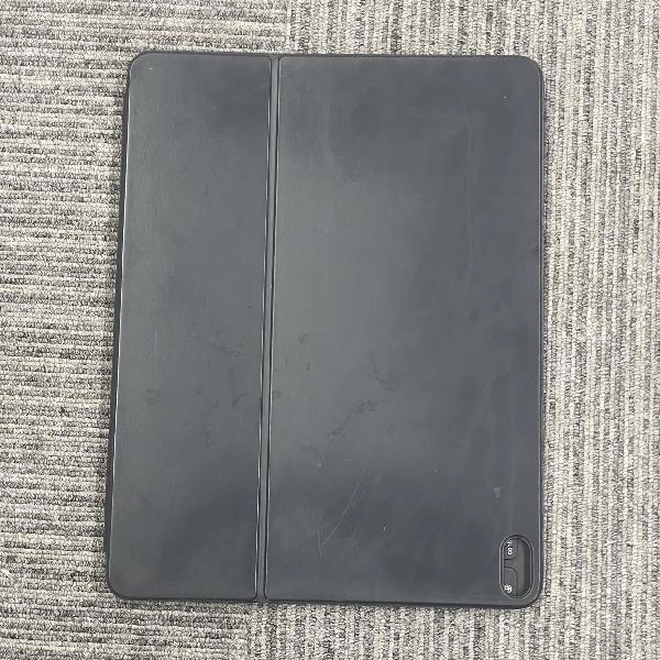 12.9インチiPad Pro(第3世代)用 Smart Keyboard Folio  A2039 ブラック