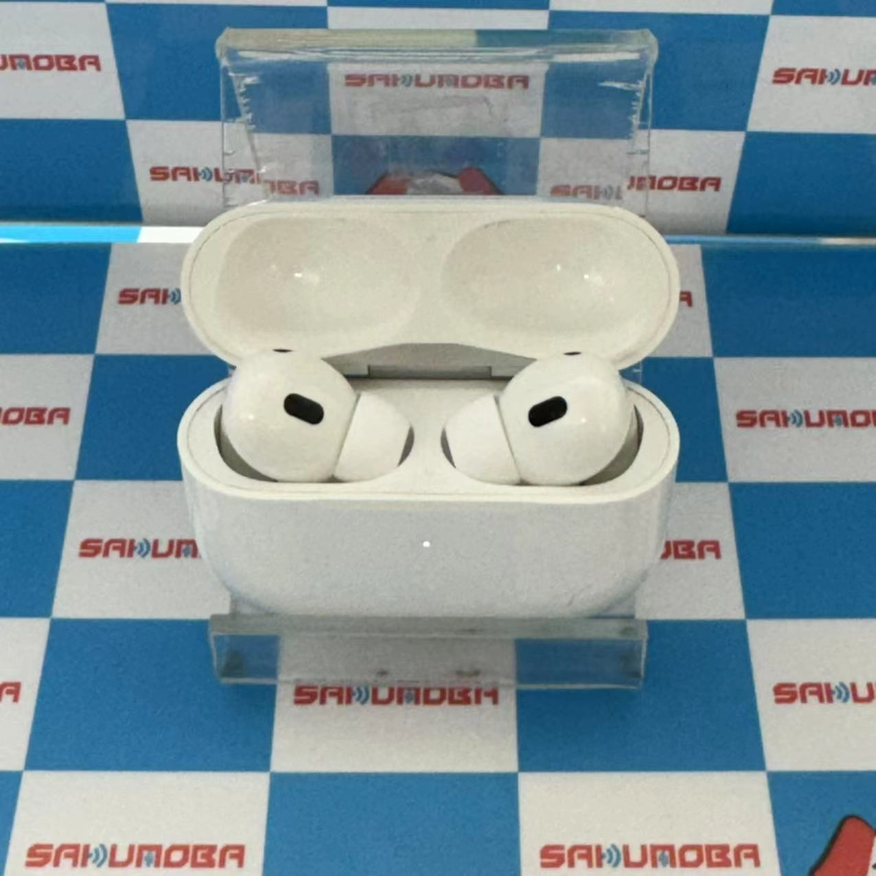 Airpods Pro 第2世代 MagSafe 充電ケース (Lightning) 付き ホワイト A2698