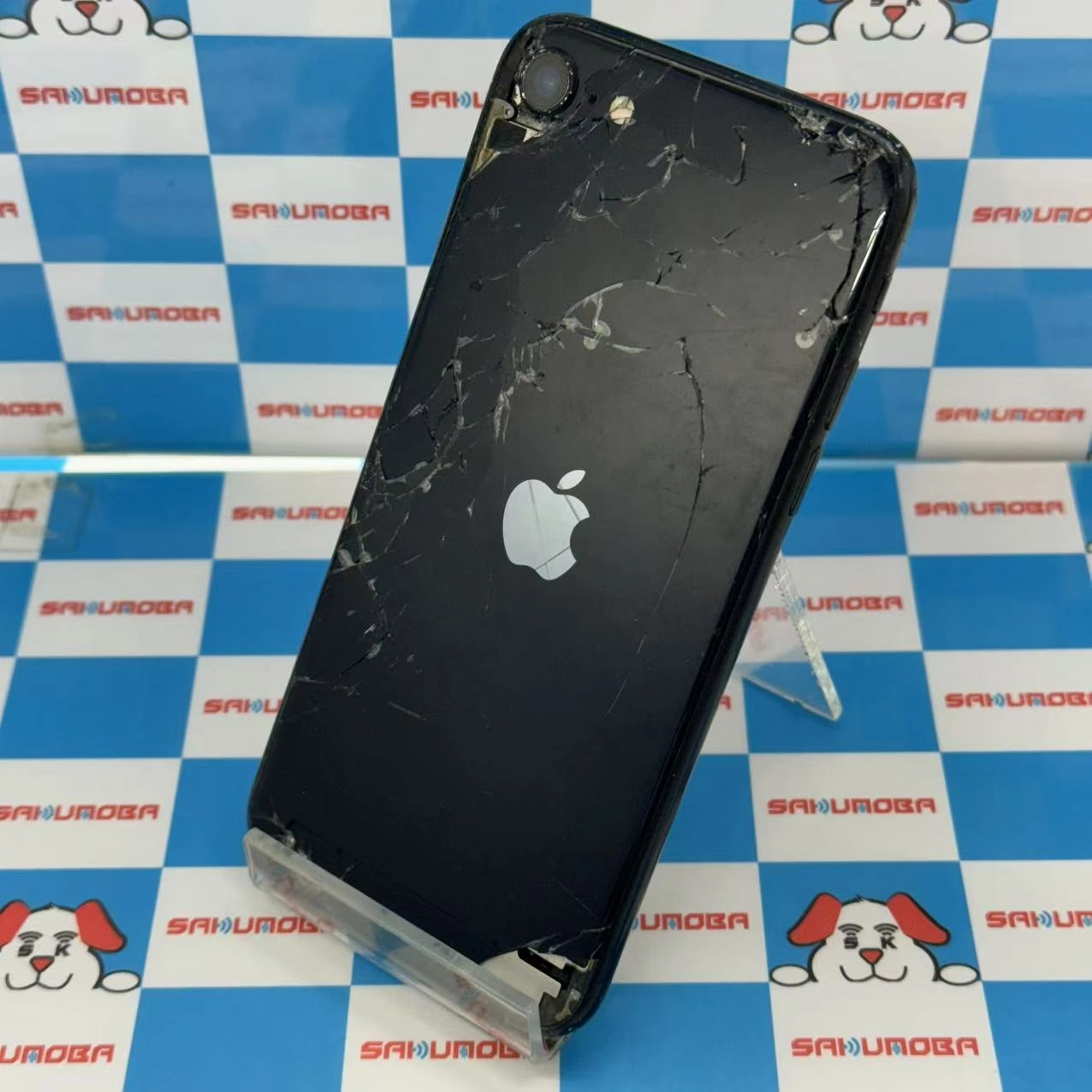 iPhoneSE 第3世代 64GB ミッドナイト MMYC3J/A docomo版SIMフリー ジャンク品