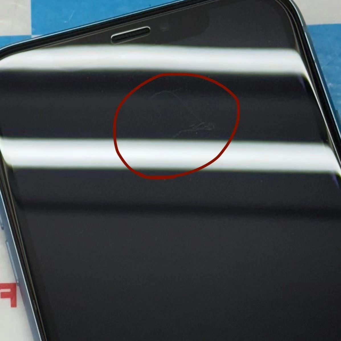 iPhoneXR 64GB ブルー MT0E2J/A docomo版SIMフリー 訳あり品