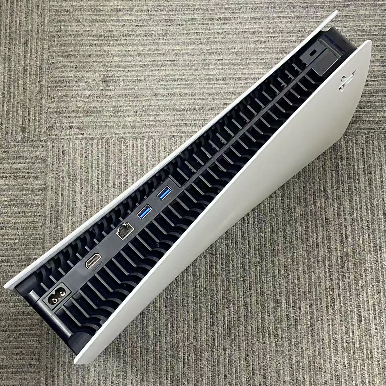 Playstation5 CFI-1000A01 825GB ホワイト
