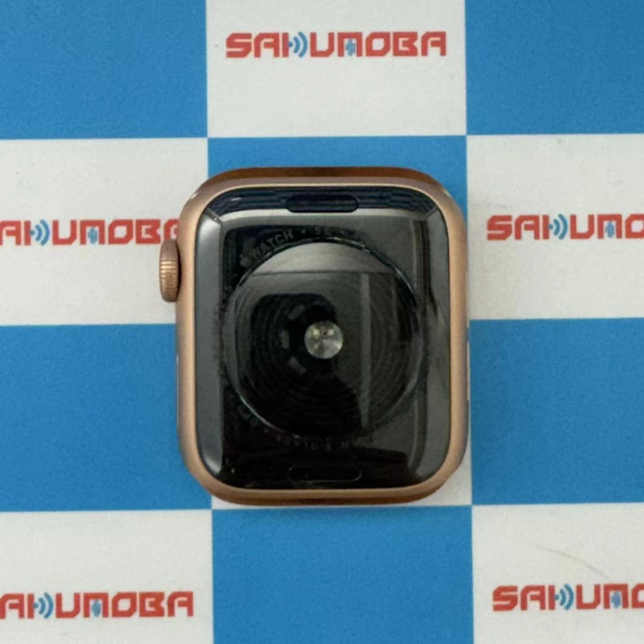 Apple Watch SE 第1世代 40mm GPS+Cellularモデル 32GB ゴールド MKQA3J/A