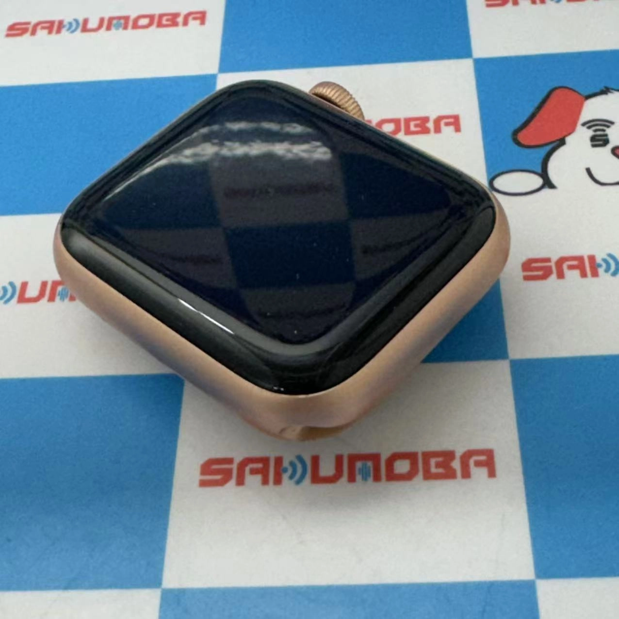 Apple Watch SE 第1世代 40mm GPS+Cellularモデル 32GB ゴールド MKQA3J/A
