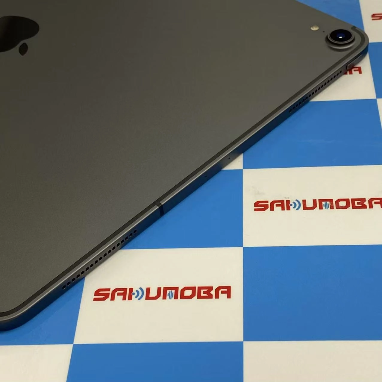 iPad Pro 12.9インチ 第3世代 Wi-Fi+Cellular モデル 64GB スペースグレイ MTHJ2J/A SIMフリー 極美品