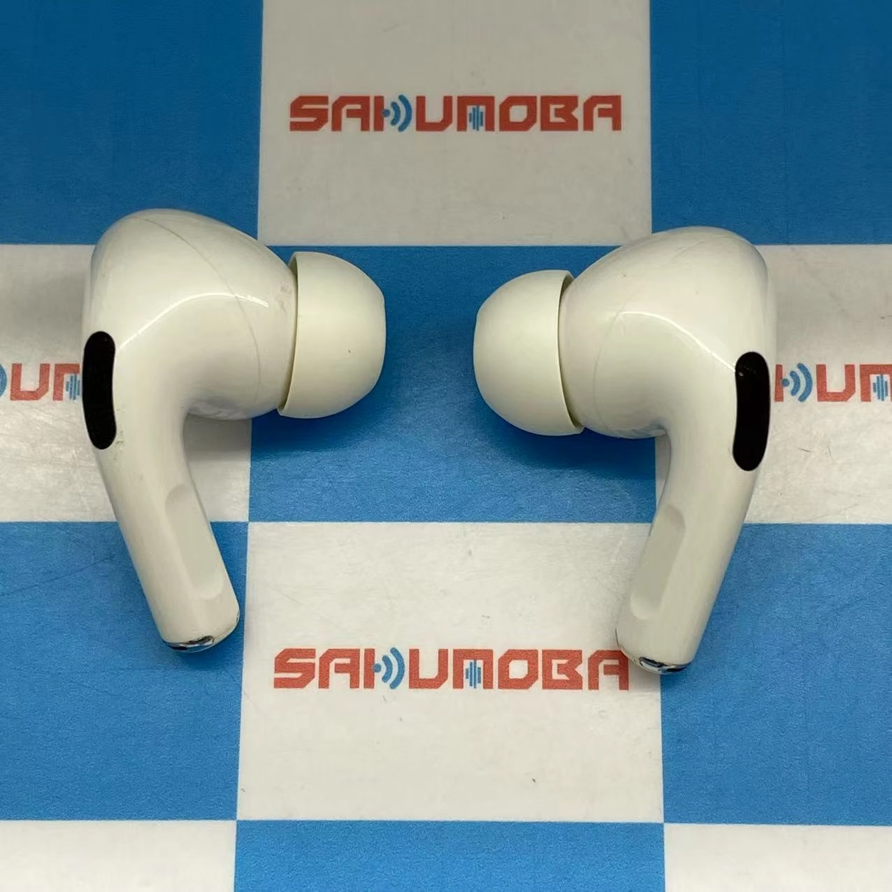 AirPods Pro ** Apple ** ホワイト A2190 au ジャンク品