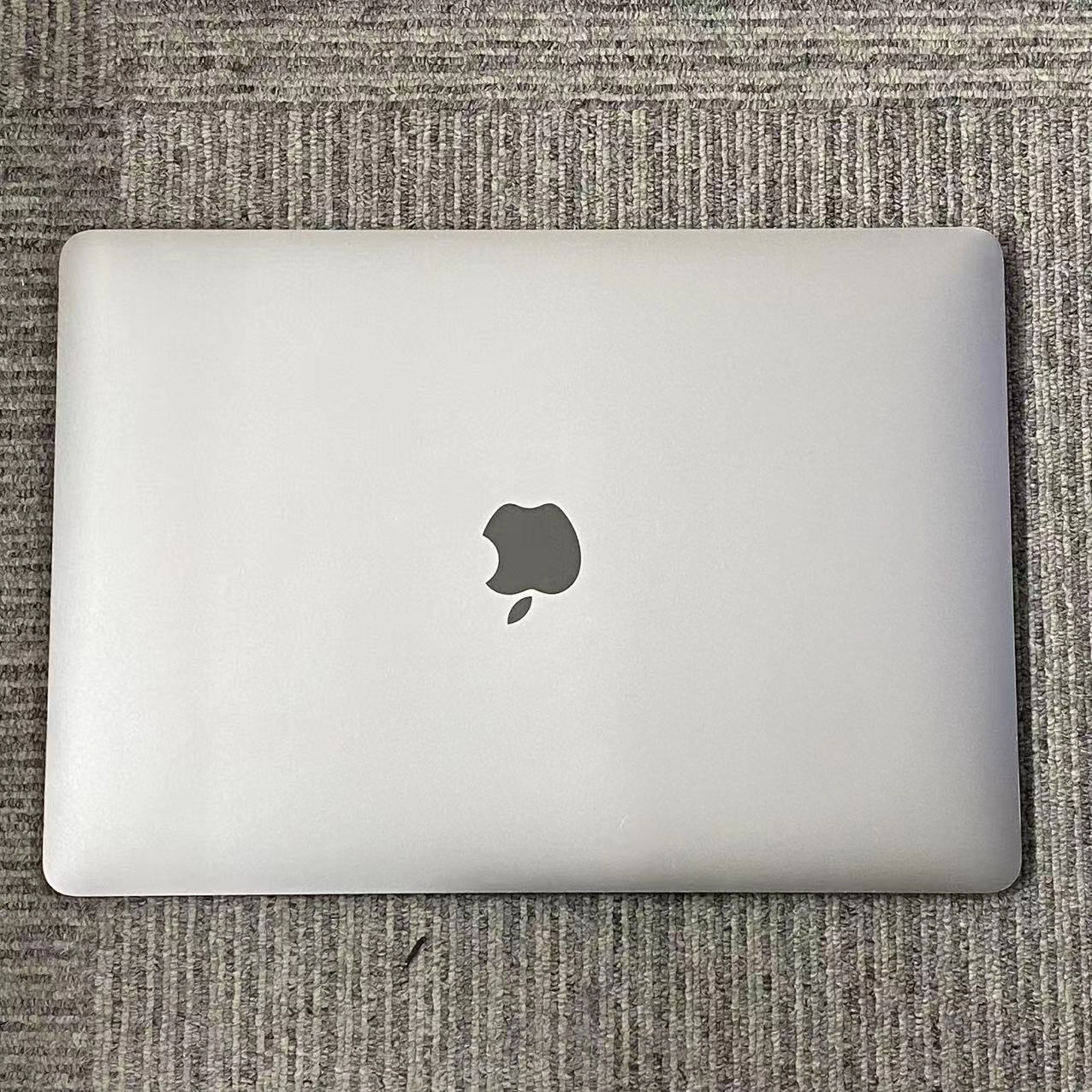 MacBook Air 13インチ Mid2019 Corei5 8GB/128GB スペースグレイ MVFH2J/A 1訳あり大特価