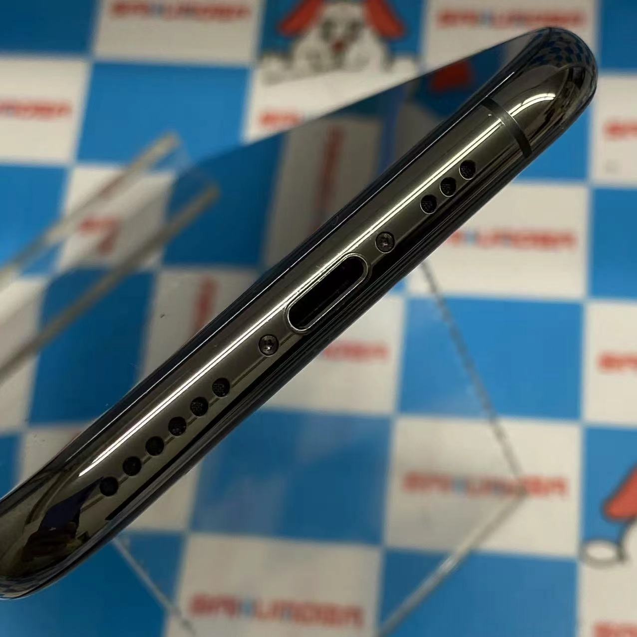 iPhoneXS 64GB スペースグレイ MTAW2J/A AU版SIMフリー