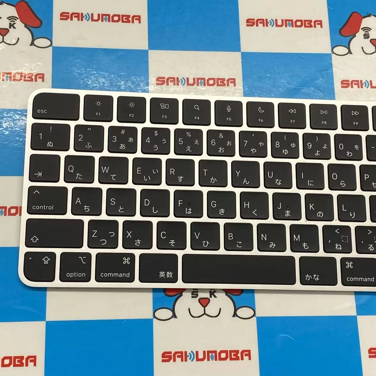 Magic Keyboard テンキー付き 日本語(JIS) ** ブラック MMMR3J/A 美品
