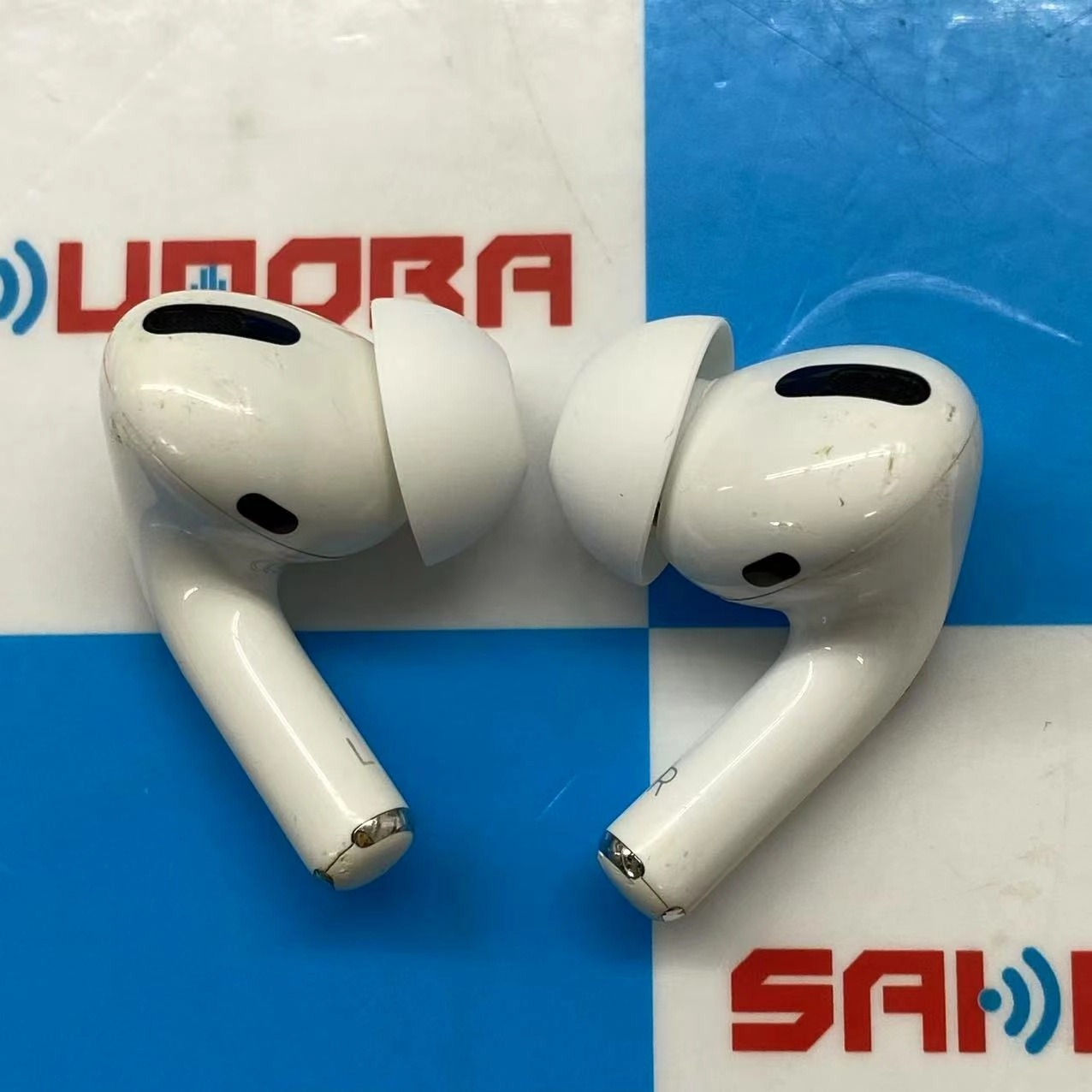 AirPods Pro 第1世代 2021年モデル MagSafe - ホワイト MLWK3J/A ジャンク品