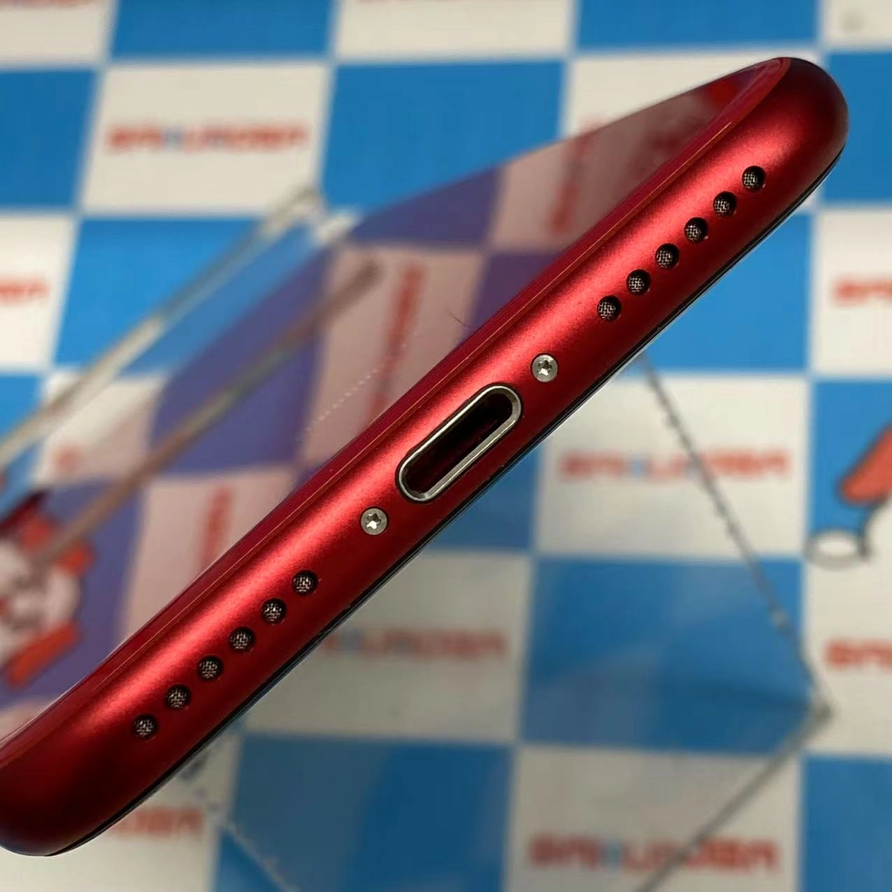 iPhoneSE 第2世代 64GB Product Red MHGR3J/A AU版SIMフリー 美品 au