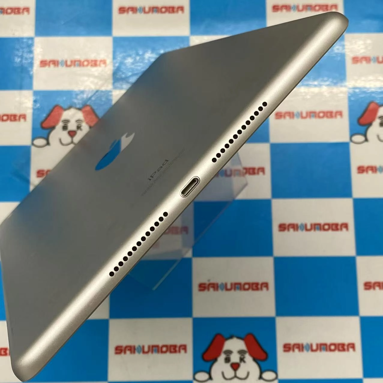 iPad 第8世代 Wi-Fiモデル 32GB シルバー MYLA2J/A ジャンク品