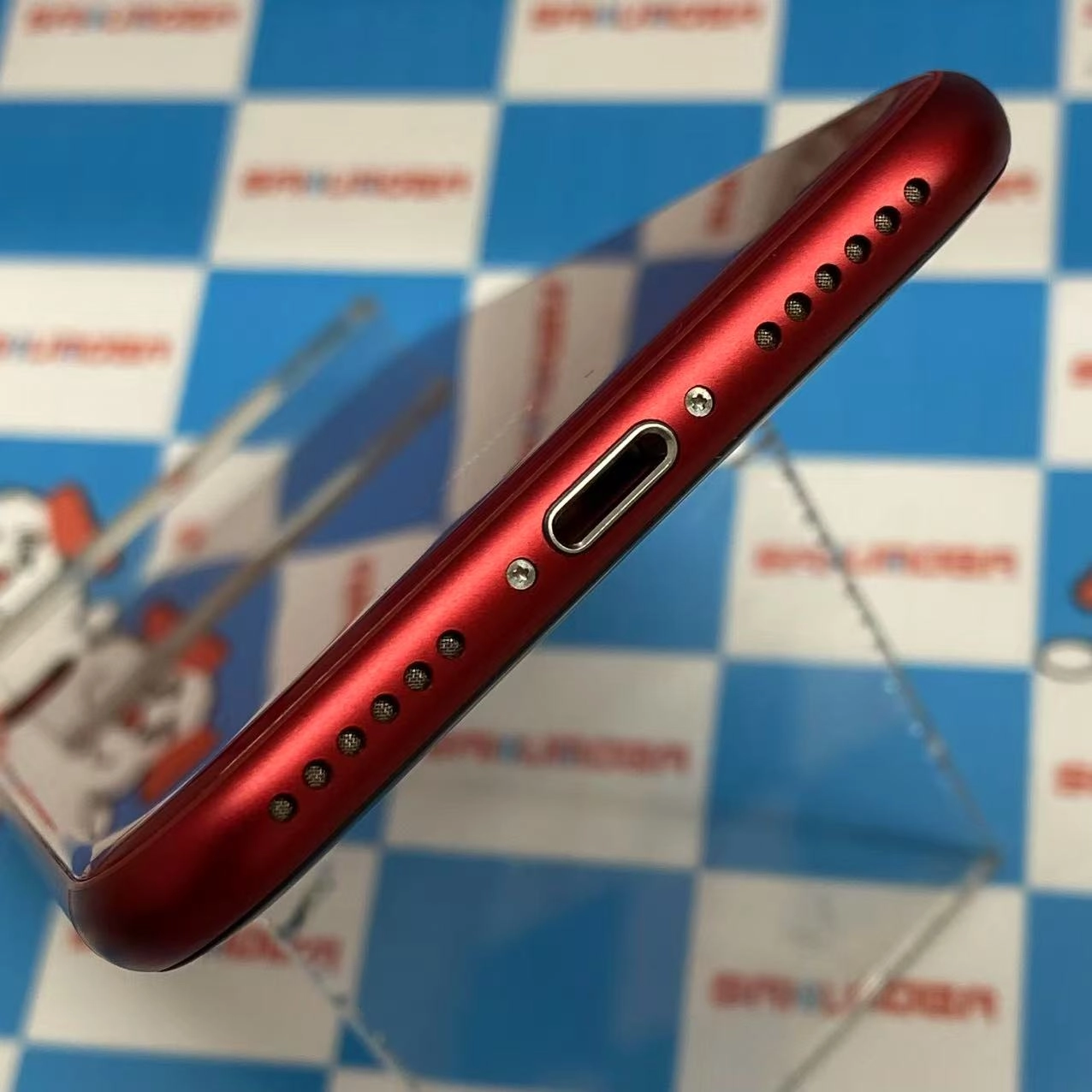 iPhoneSE 第3世代 64GB Product Red MMYE3J/A SIMフリー新品同様