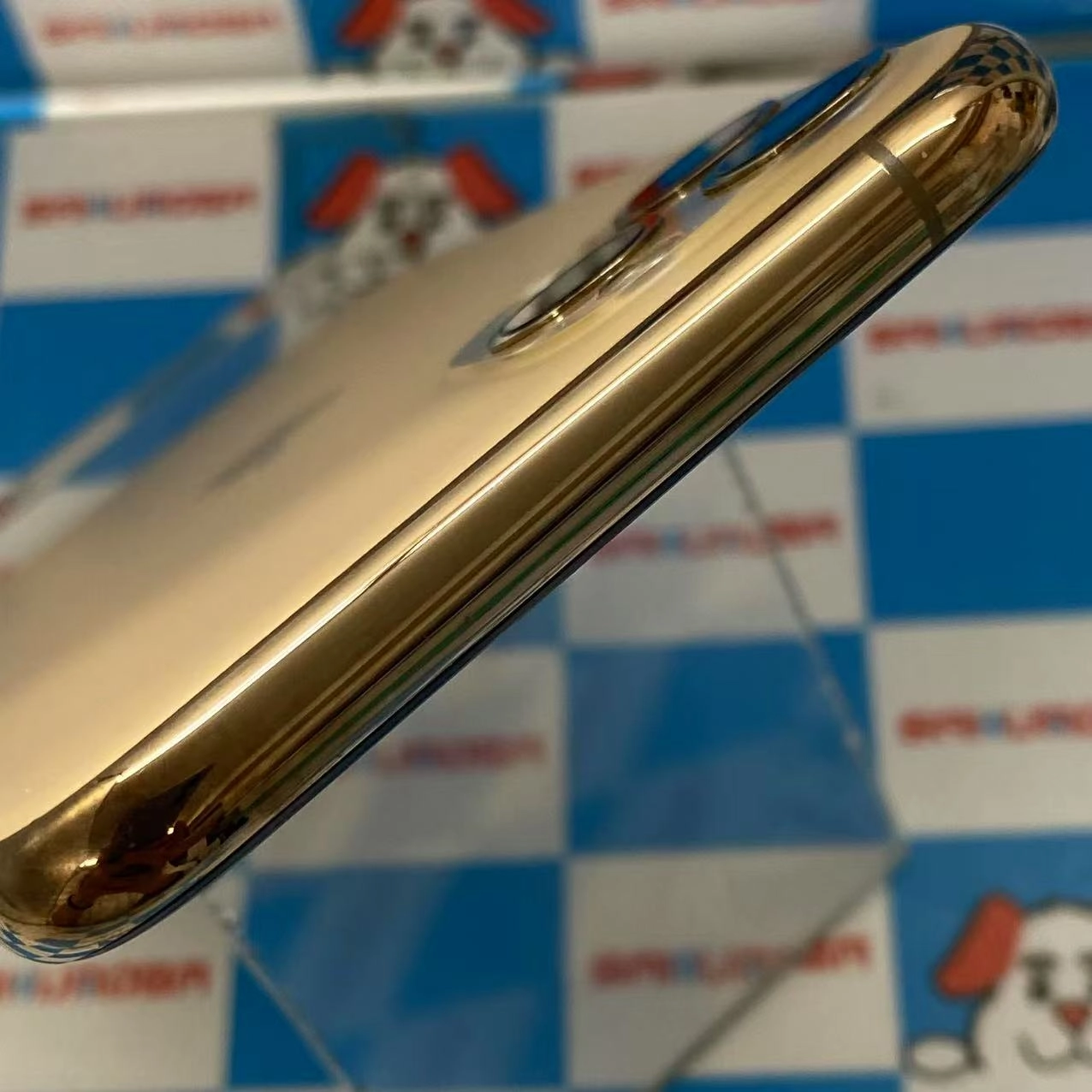 iPhone11 Pro 64GB ゴールド MWC52J/A SIMロック解除済 docomo