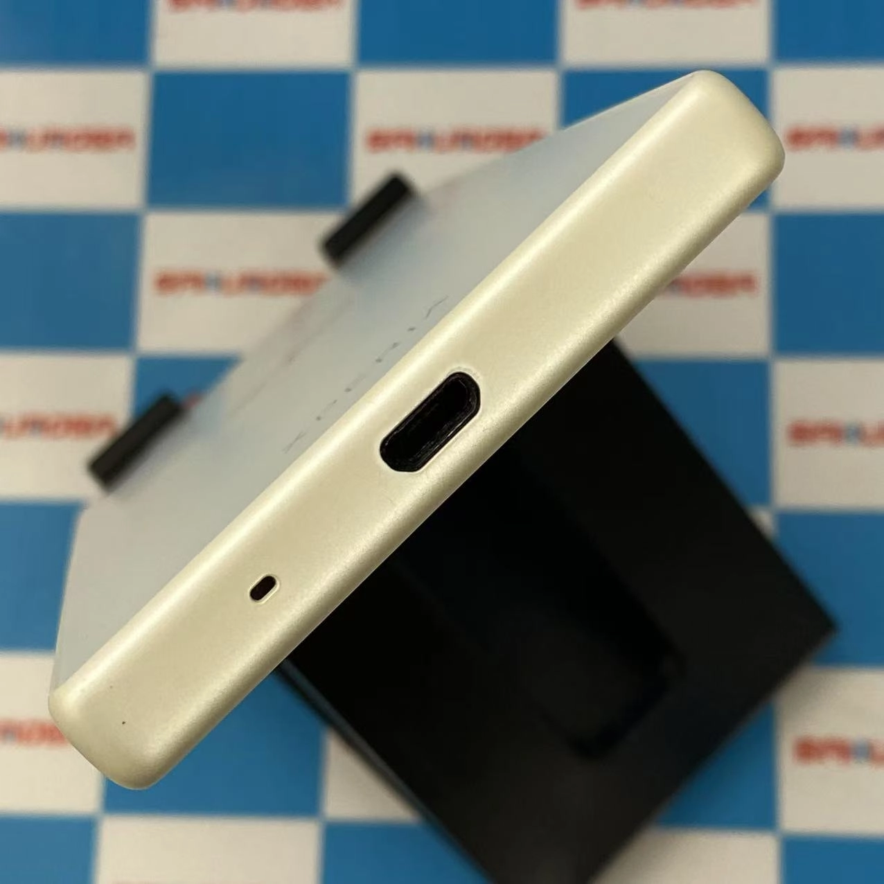 Xperia Z5 Compact 32GB White SO-02H docomo