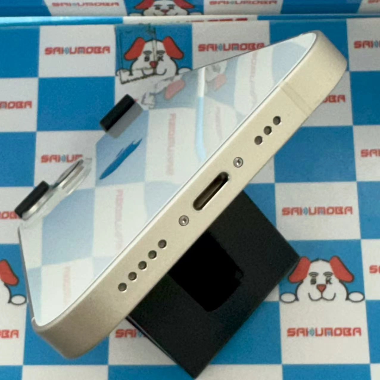 iPhone13 128GB スターライト MLND3J/A docomo版SIMフリー 極美品