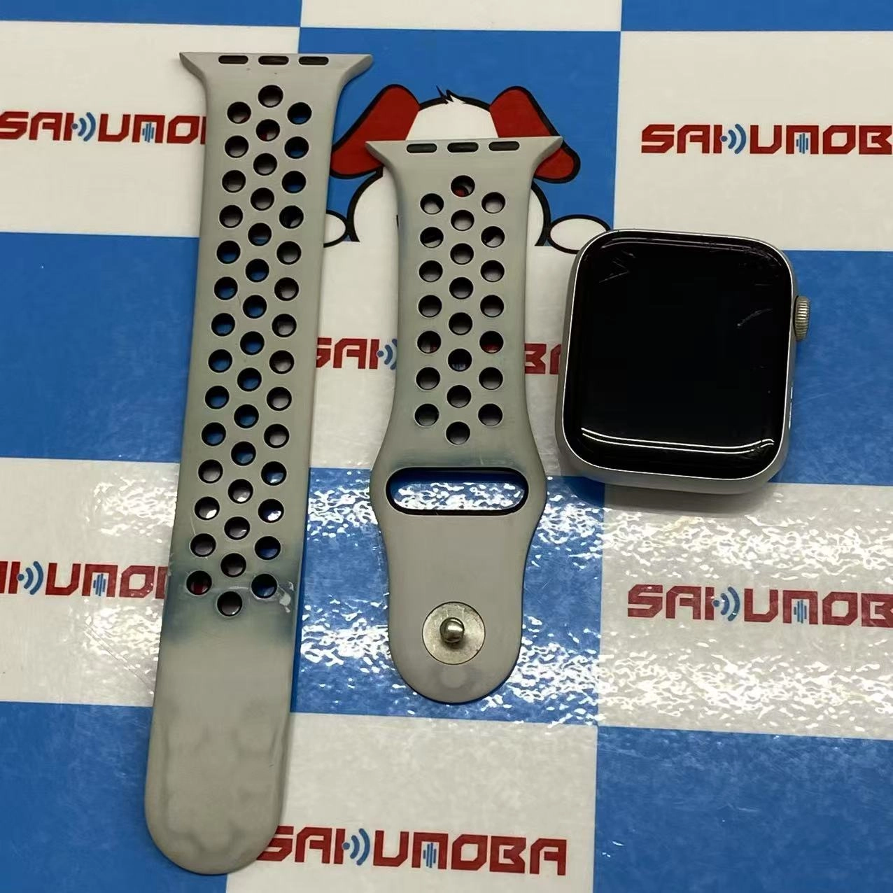 Apple Watch Nike+ Series 4 44mm GPSモデル 16GB シルバー MU6K2J/A ジャンク品