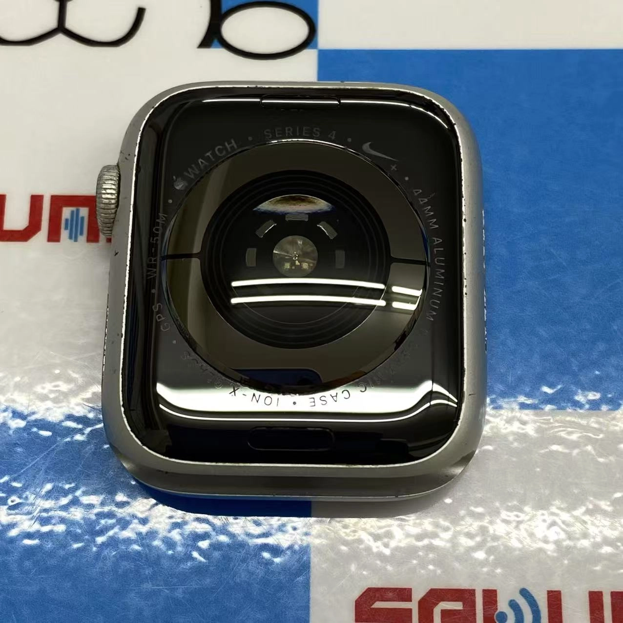 Apple Watch Nike+ Series 4 44mm GPSモデル 16GB シルバー MU6K2J/A ジャンク品