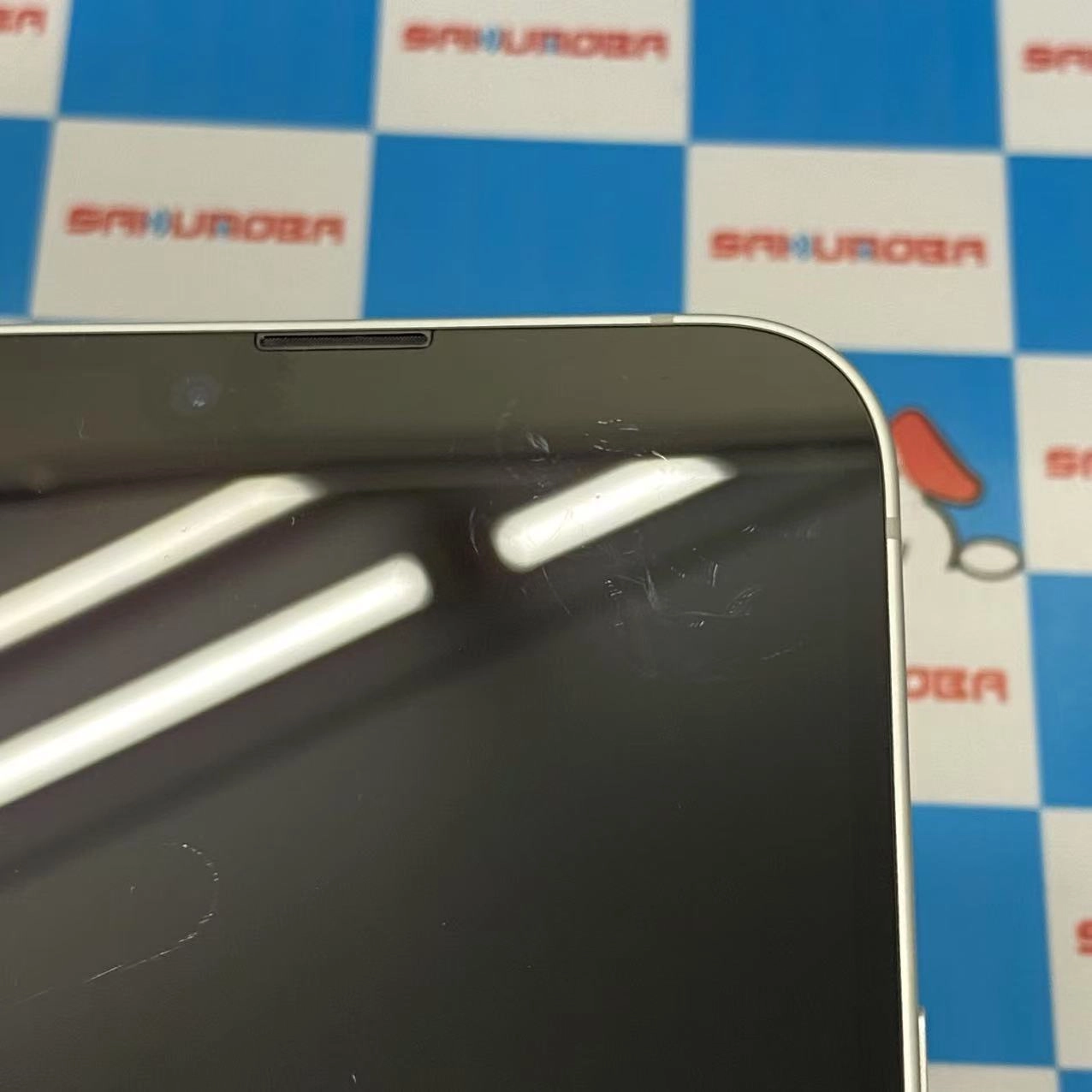iPhone 16e 256GB ホワイト MD1W4J/A SoftBank版SIMフリー 訳あり新品