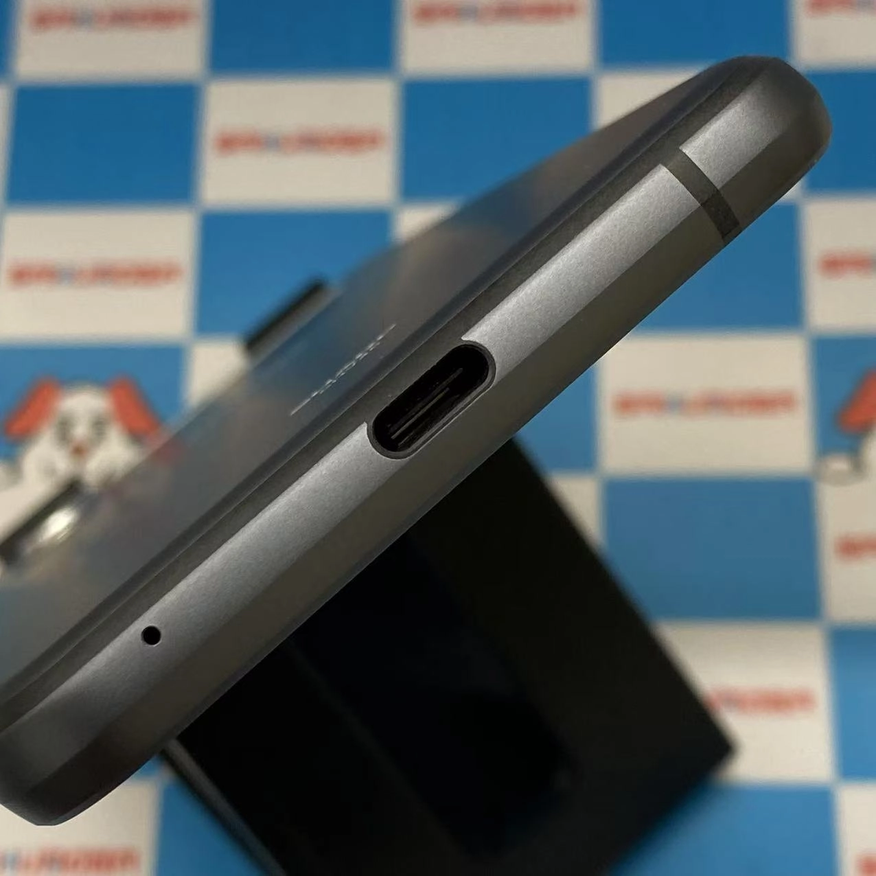 AQUOS sense3 64GB ブラック SHV45 SIMロック解除済 au新品同様