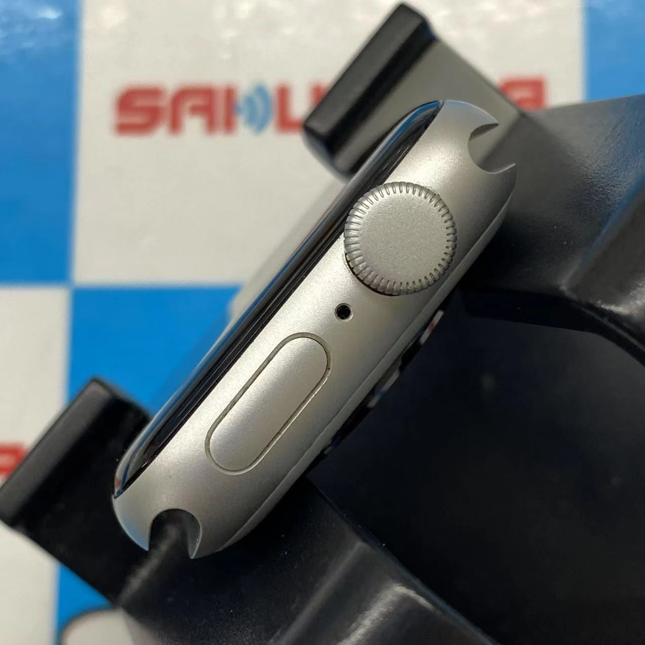 Apple Watch SE 第2世代 40mm GPSモデル 32GB シルバー MNL93J/A 訳あり品