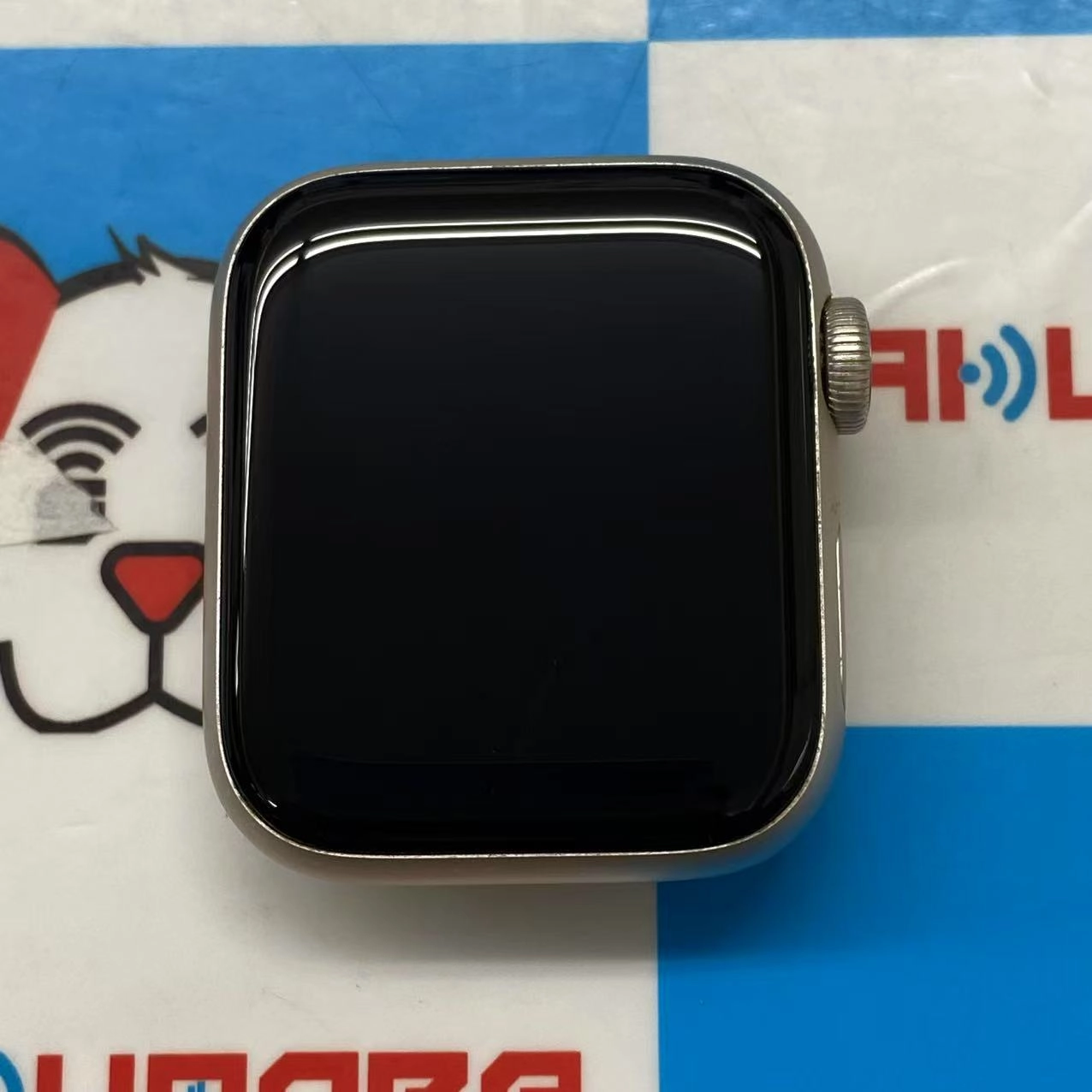 Apple Watch SE 第2世代 40mm GPS＋Cellularモデル 32GB スターライト MNQ53J/A SIMフリー 訳あり品