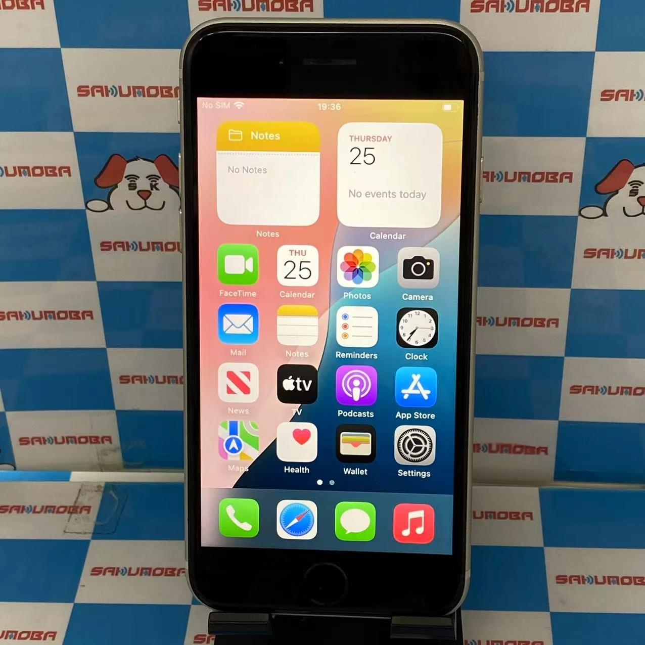 iPhoneSE 第3世代 128GB スターライト MMYG3J/A AU版SIMフリー ジャンク品