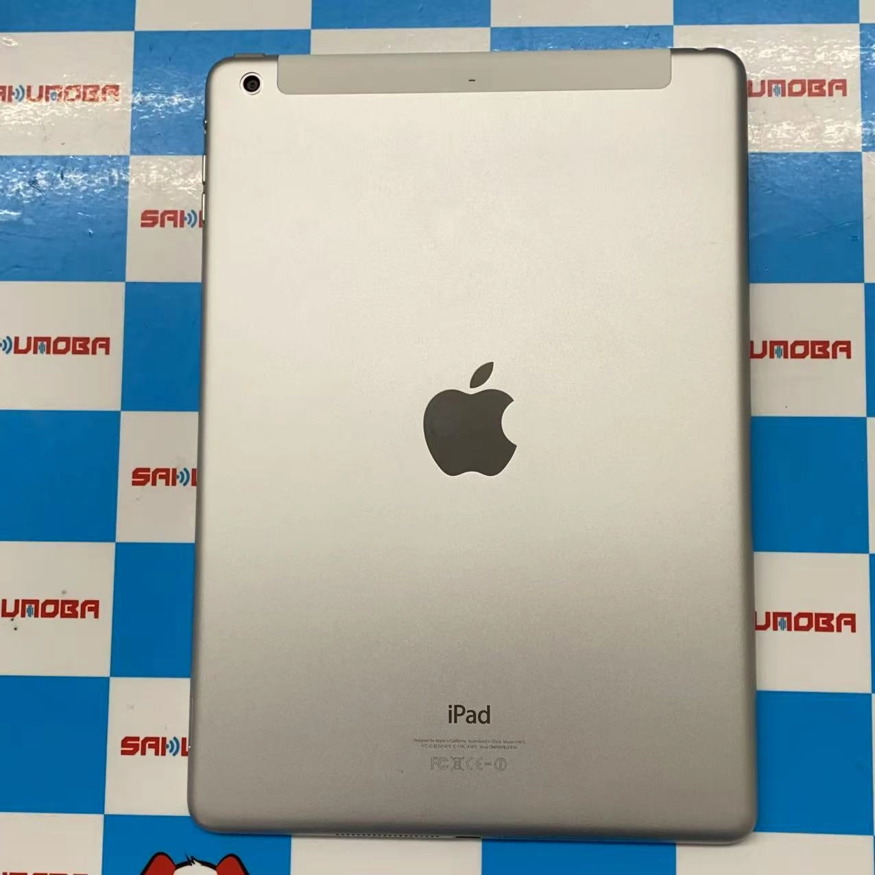 iPad Air 第1世代 Wi-Fi+Cellular 16GB シルバー MD794J/A docomo 美品 シルバ-