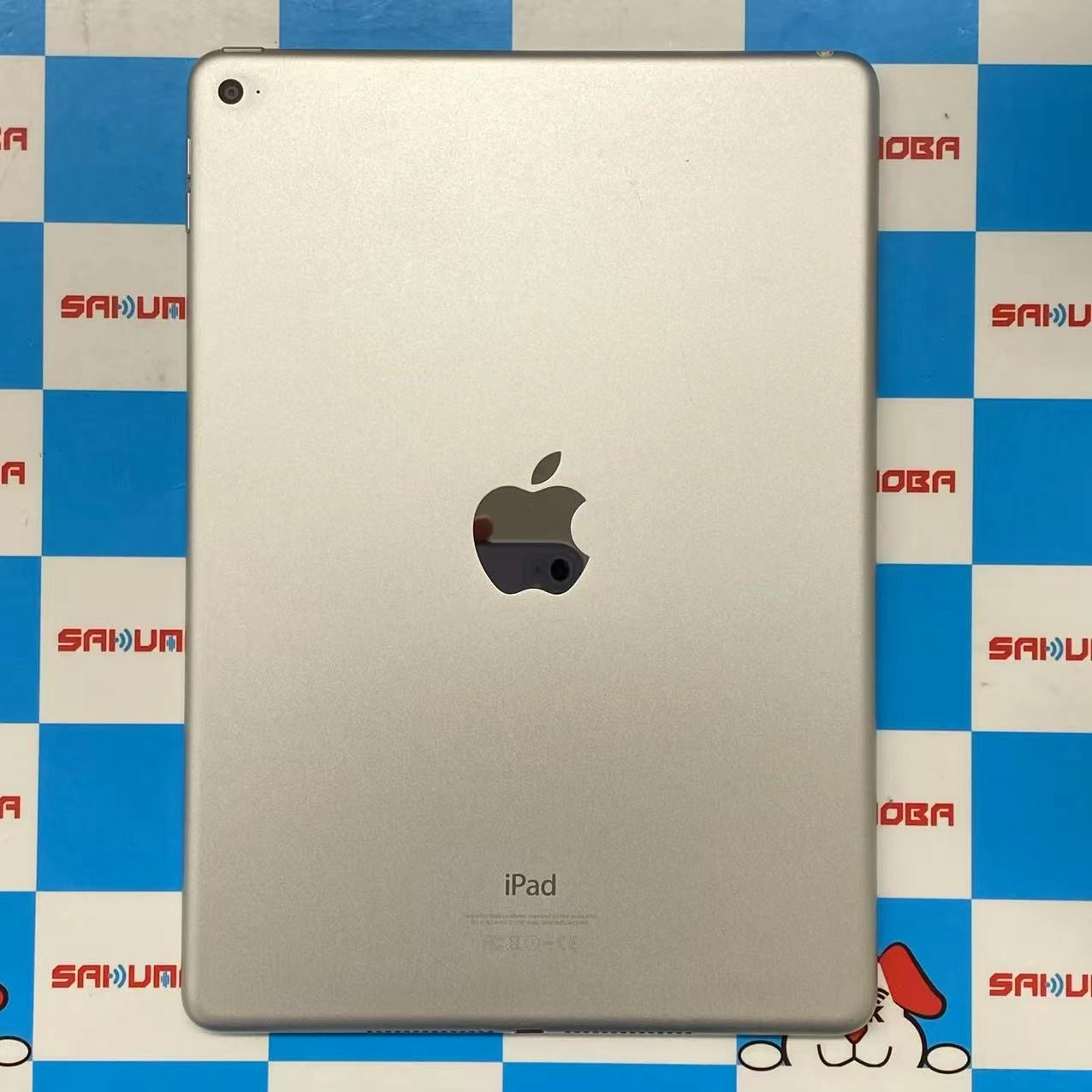 iPad Air 第2世代 Wi-Fiモデル 128GB シルバー MGTY2TH/A