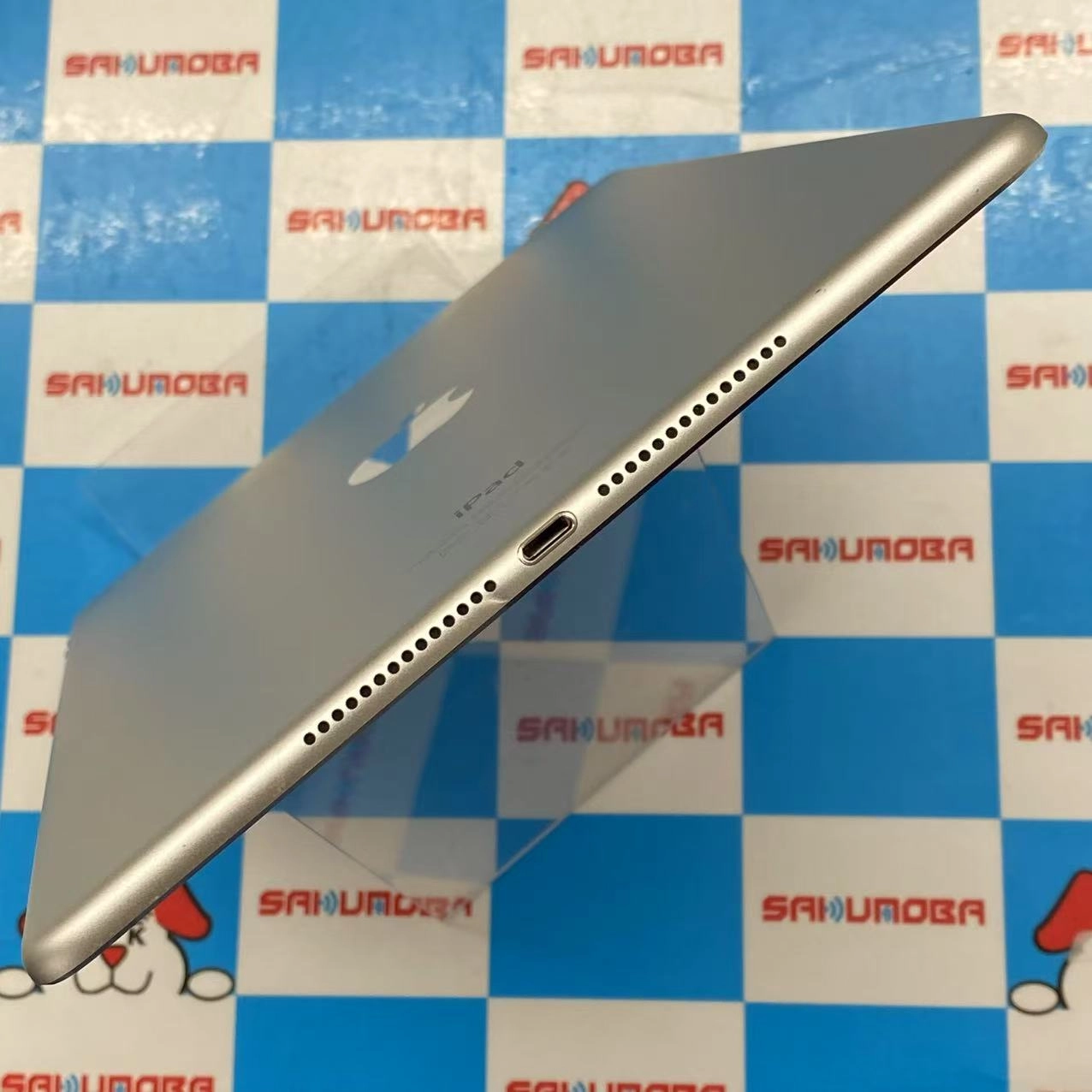 iPad Air 第2世代 Wi-Fiモデル 128GB シルバー MGTY2TH/A
