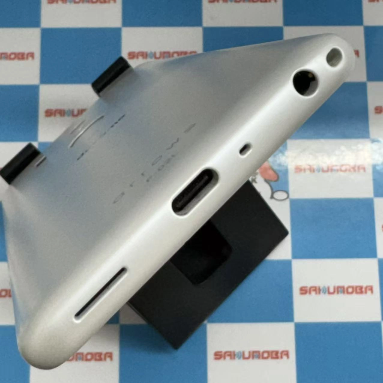 arrows Be3 32GB ホワイト F-02L docomo版SIMフリー