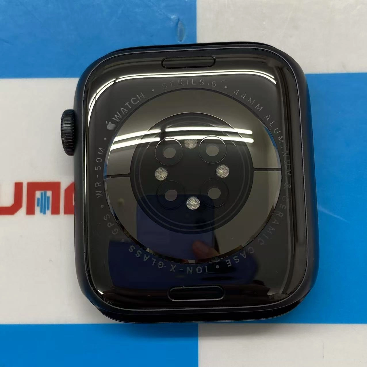 Apple Watch Series6 44mm GPSモデル 32GB ブラックス M00H3J/A 訳あり品